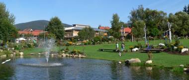 Ferienwohnungen Bayerischer Wald - Bild vom Glasdorf Arnbruck Ferienwohnungen Bayerischer Wald - Bild vom Glasdorf Arnbruck